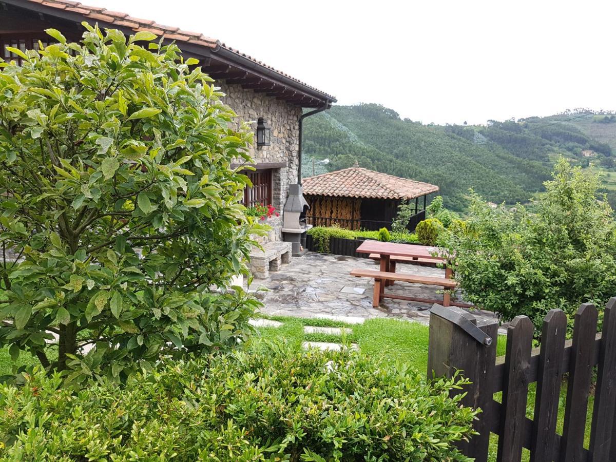 Casas Rurales El Llugaron Miravalles Exterior photo